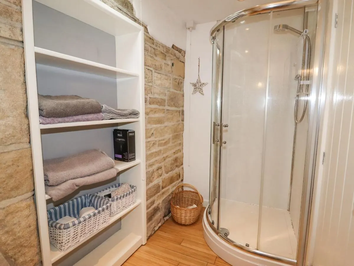 Ash Tree Barn Villa Clayton Feriehus